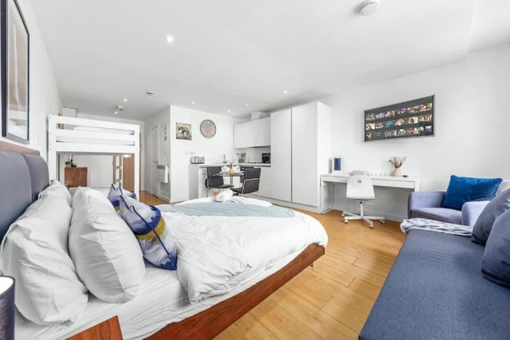 1 Bedroom Flat Piccadilly Sleep 7 In London Vr10 Kültér fotó